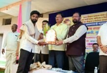 भविष्यात नोकऱ्या मिळणे कठीण असल्याने गुणवत्ता वाढीसाठी प्रयत्न करा – आ. सुधाकर अडबाले, उत्कृष्ट शेतकरी आणि गुणवंताचा सन्मान सोहळा संपन्न